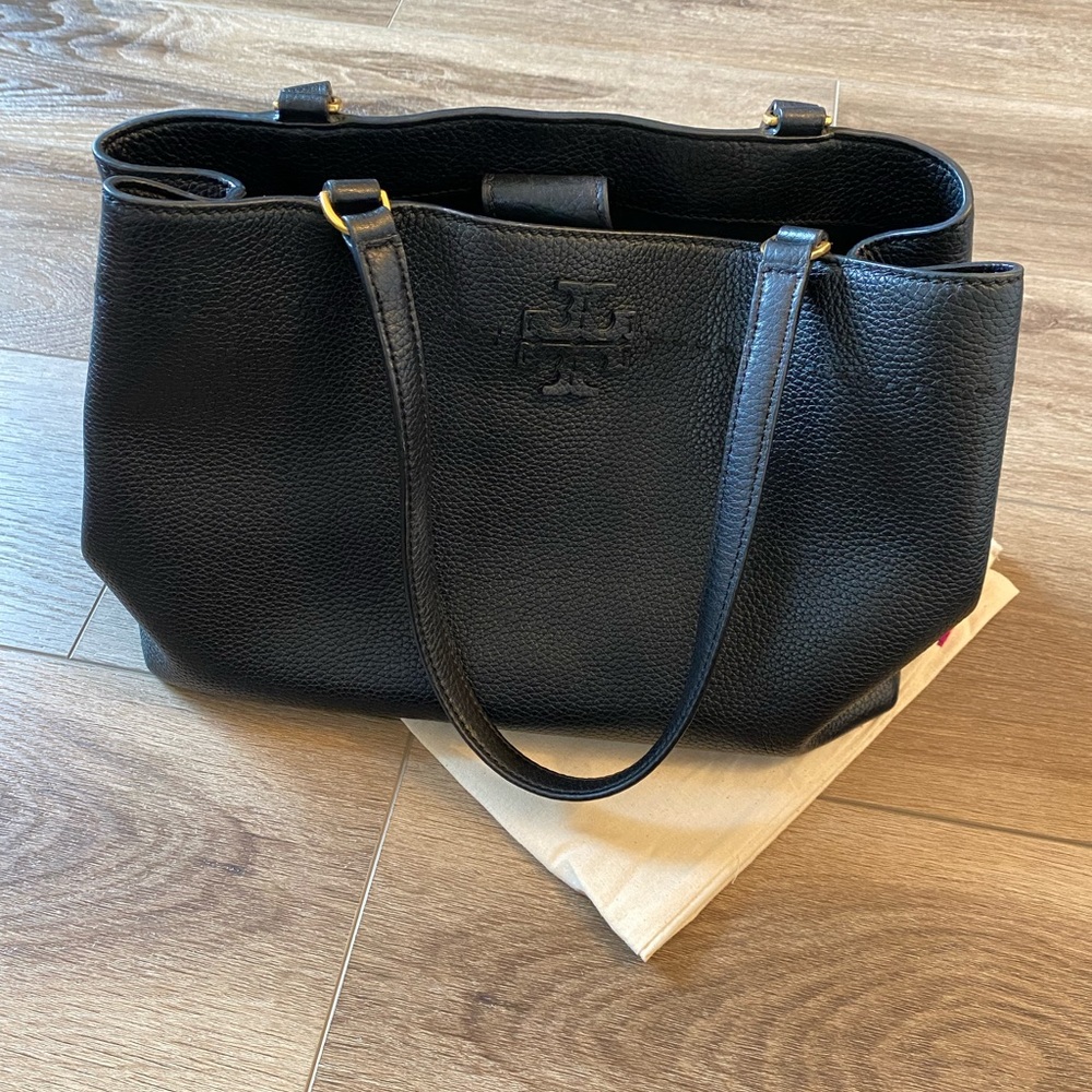 Tory Burch McGraw black leather Tote and dustbag
